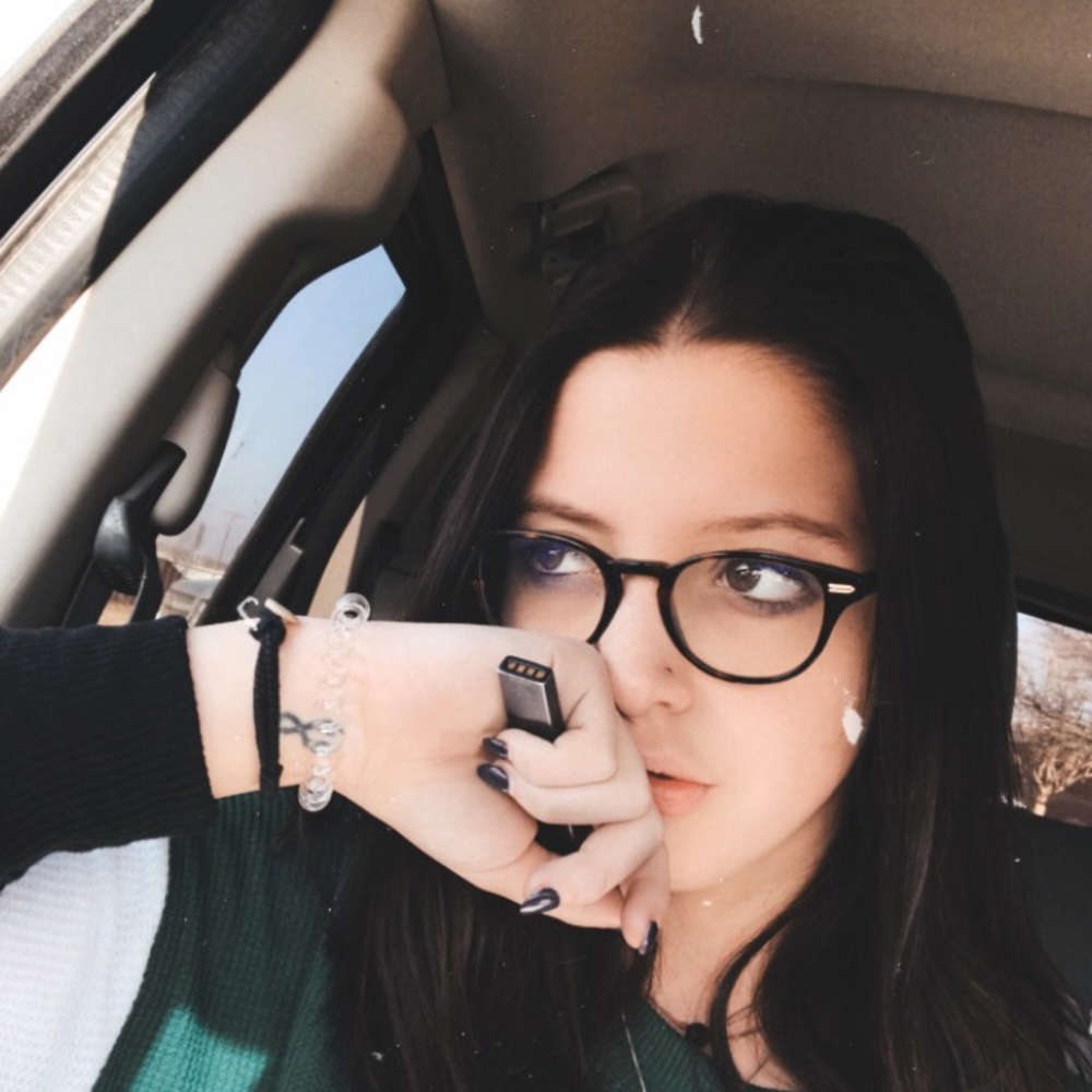 Meet your Posher, Ashlyn